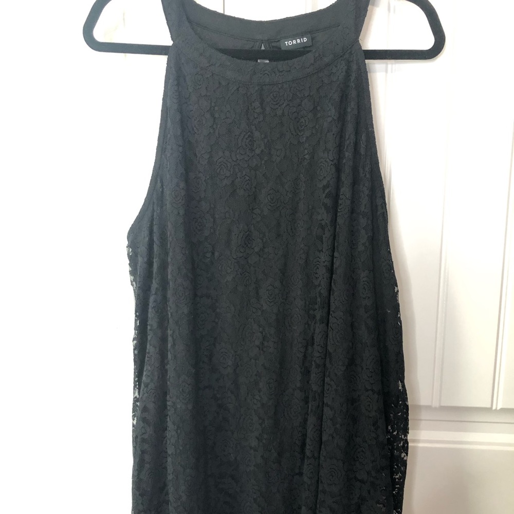 Torrid sleeveless lace top